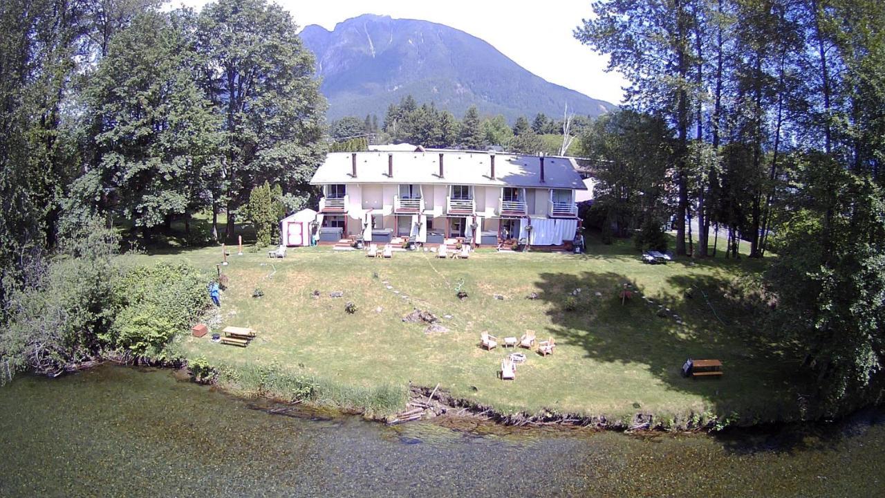 Moon River Suites #4 North Bend Eksteriør billede